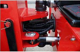 Engine  Adopting Kubota motors, with low noise, low vibra­tion and environmentally friendly design